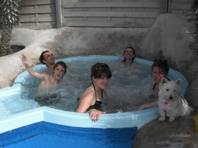 jacuzzi2.jpg