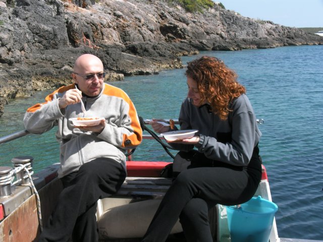 uhmbuona.jpg